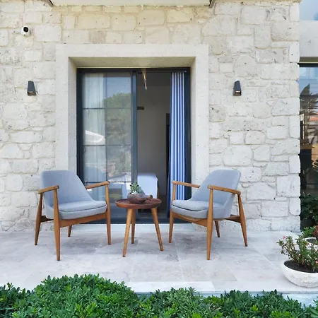 Armel ホテル アラカティ