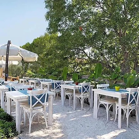 Armel Hotel